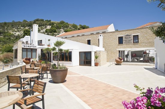 http://13.61.0.122/wp-content/uploads/2024/09/vouni-panayia-winery_4b706.jpg