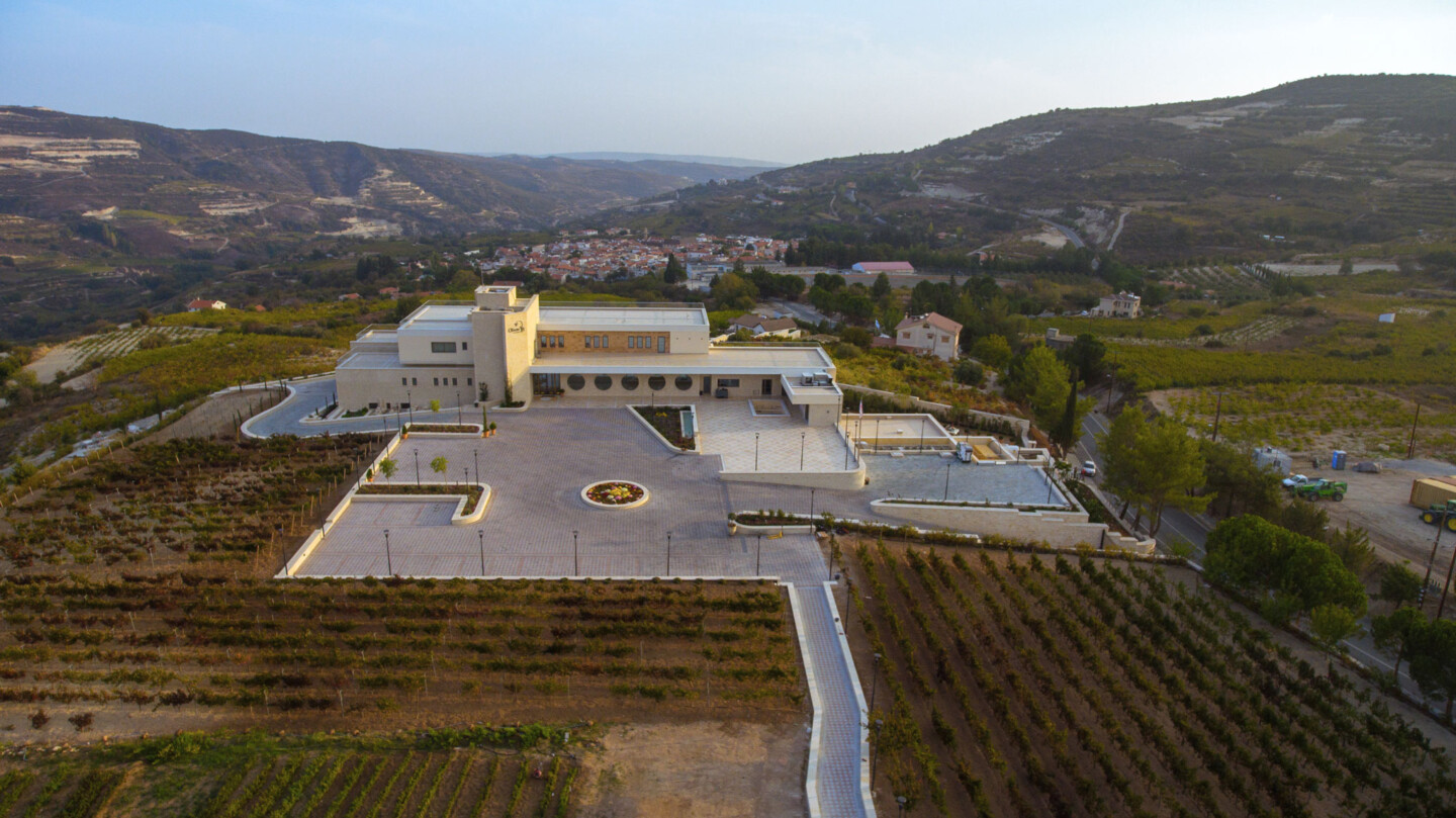 http://13.61.0.122/wp-content/uploads/2024/09/winery-4-uai-1440x809_c0972.jpg